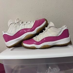 Air Jordan 11 retro low “Hot Pink” & “metallic”